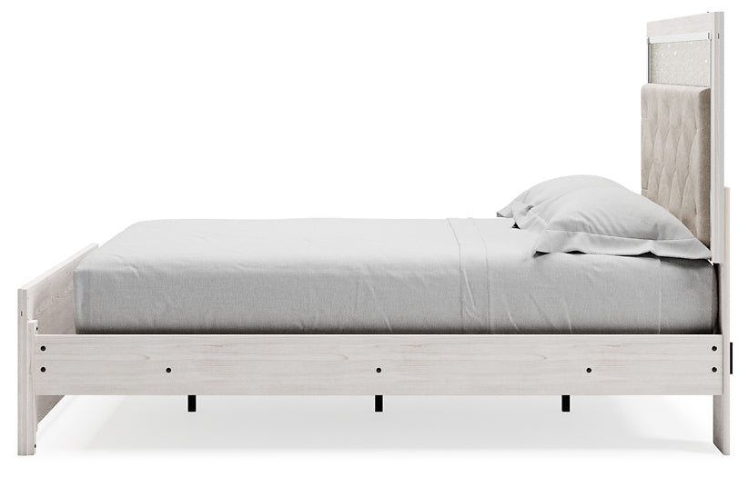 Altyra Panel Bed