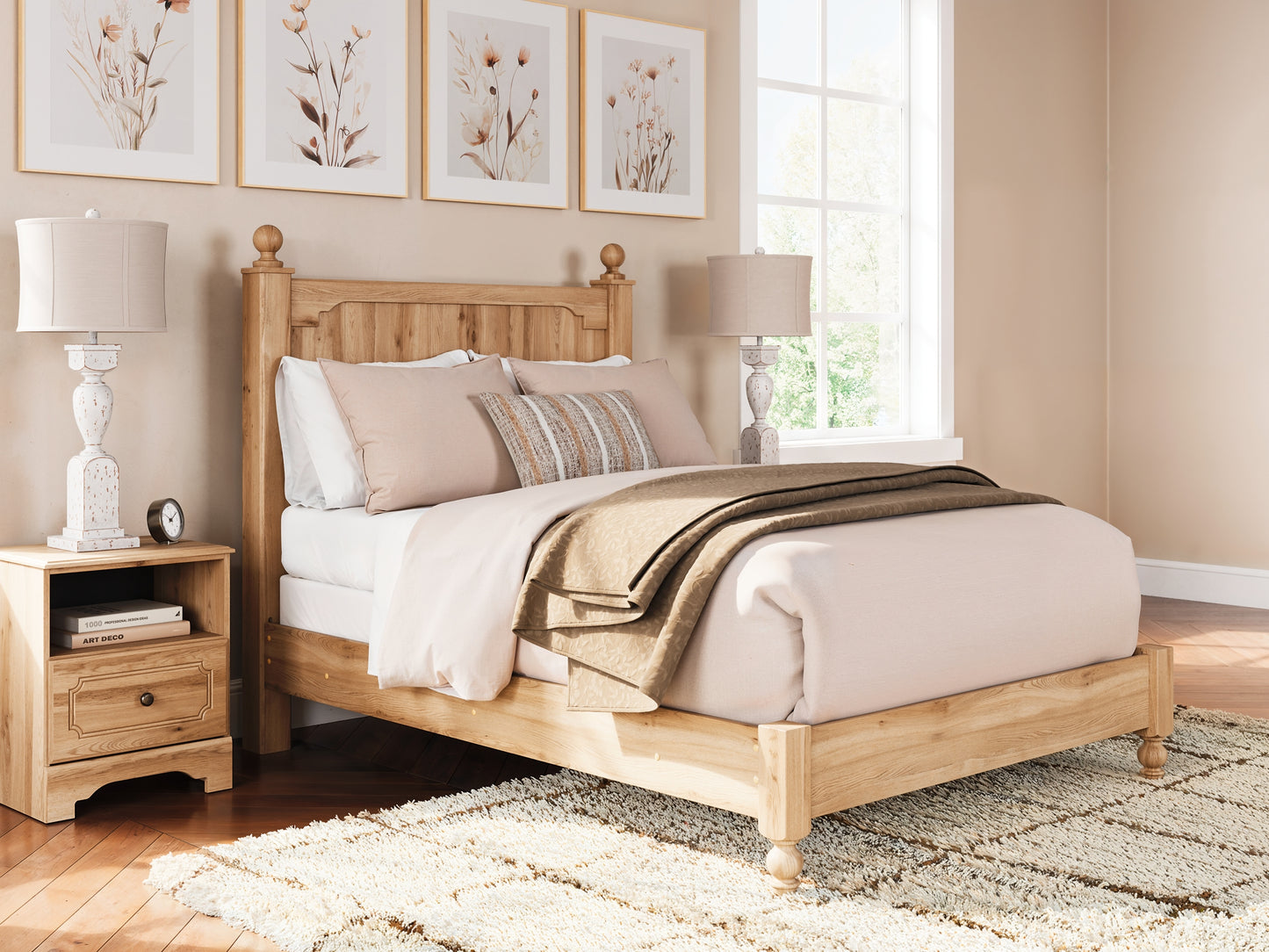 Aleaport Panel Bed