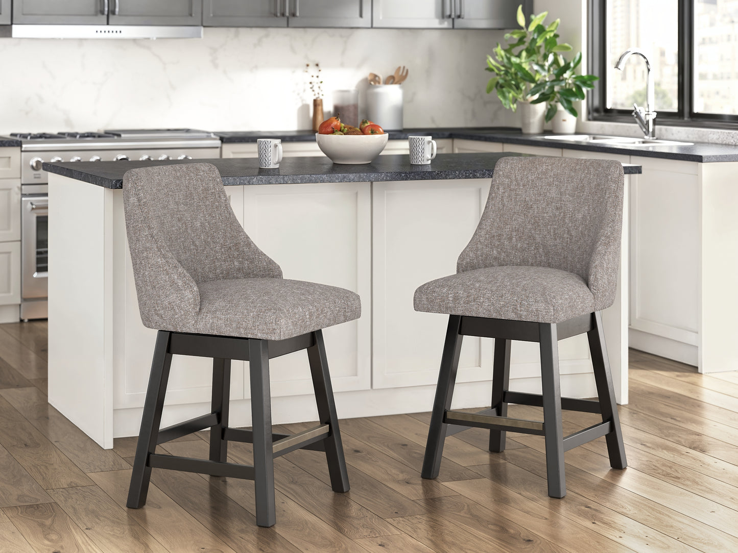 Neymorton UPH Swivel Barstool (2/CN)